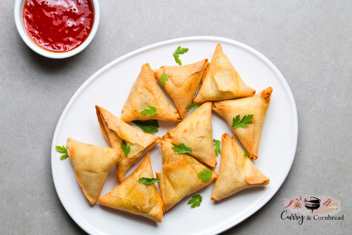 Mini Cocktail Samosas